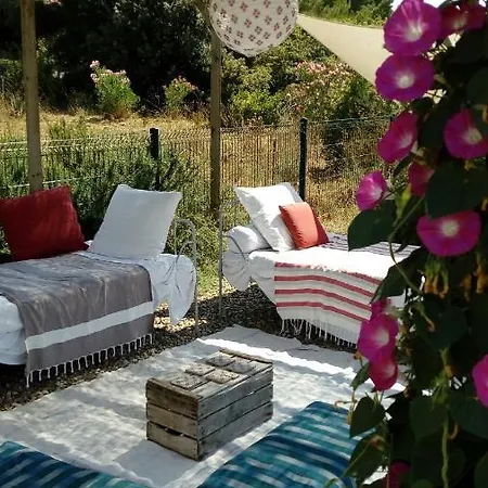 Domaine De Manteau-bleu Bed & Breakfast *