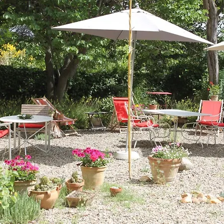 Domaine De Manteau-bleu Bed & Breakfast