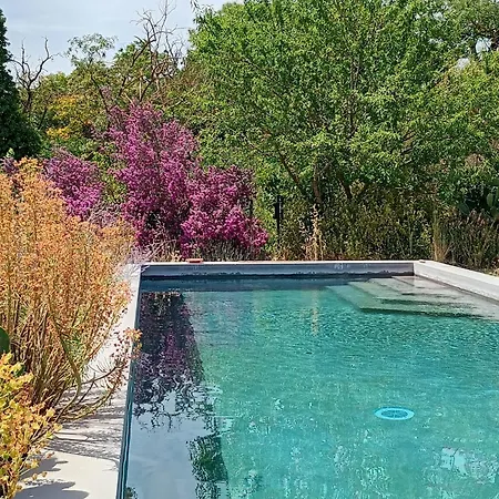 Domaine De Manteau-bleu Bed & Breakfast