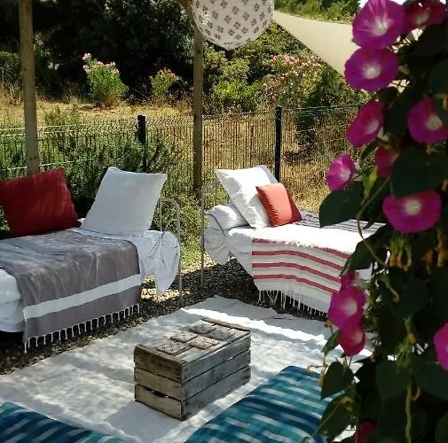 Domaine De Manteau-bleu Bed & Breakfast 4*