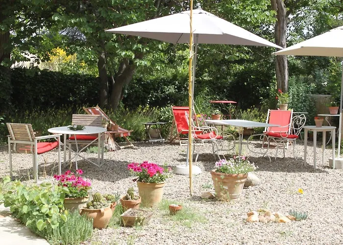 Domaine De Manteau-bleu Bed & Breakfast